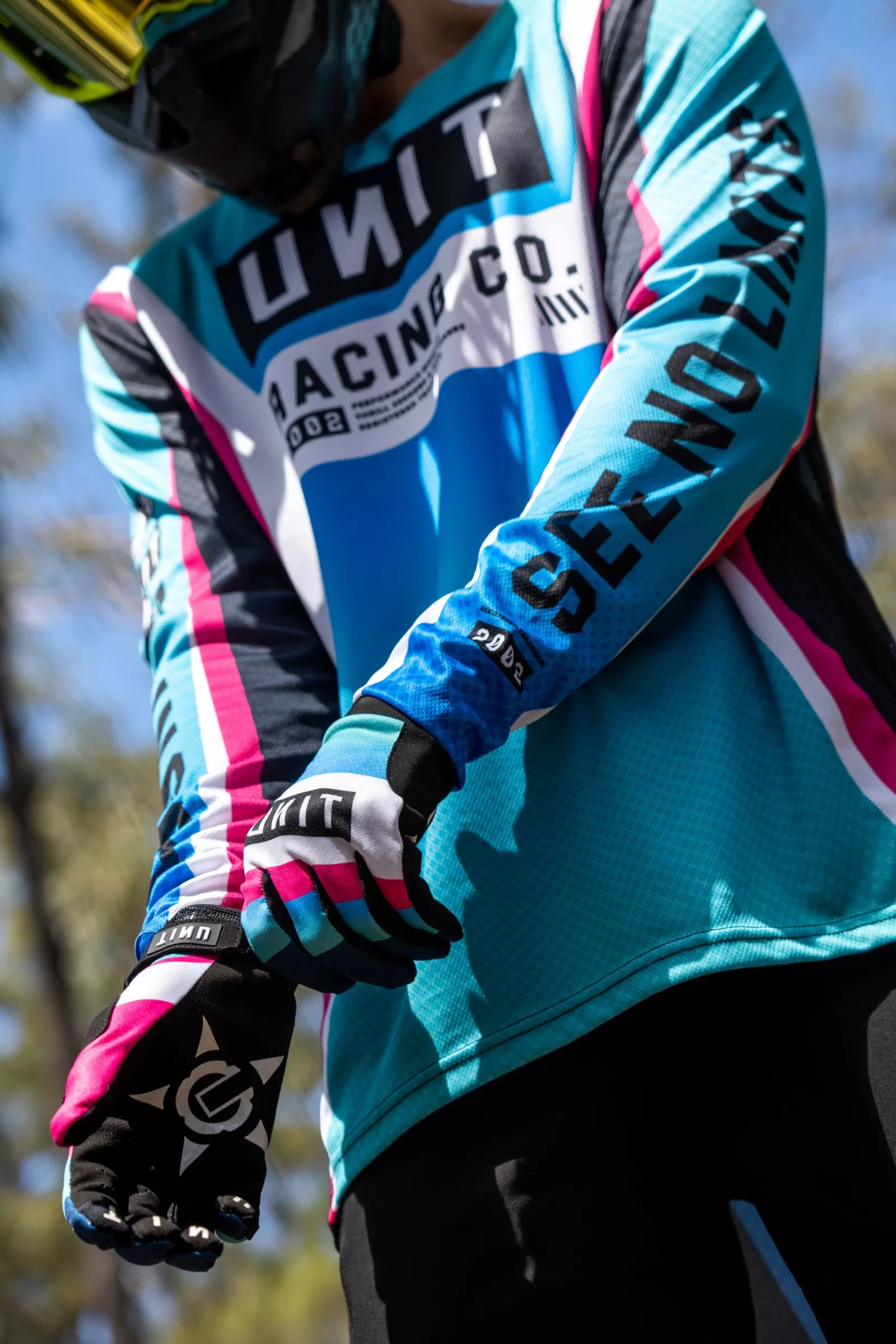 unit_dynamic_gloves_3.webp Unit Clothing UNIT Dynamic Gloves MULTI Cheap